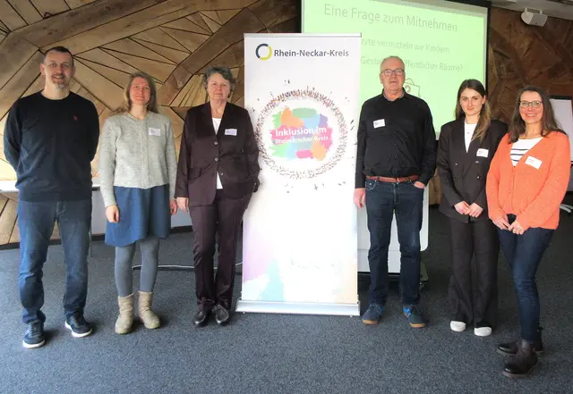 Die Referenten von links nach rechts: Bilal Kunduklija, Astrid Clausen, Silke Ssymank, Markus Heeren, Isabella Krahnert und Martina Laurenz | Foto: Landratsamt Rhein-Neckar-Kreis
