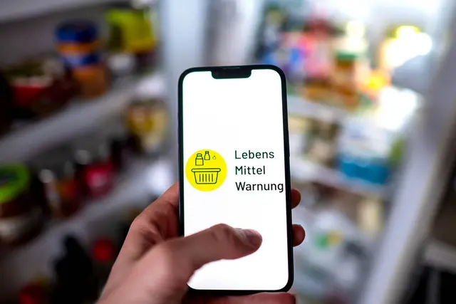 Der Verzehr des Camemberts kann zu Magen-Darmstörungen führen. (Symbolbild) | Foto: dpa