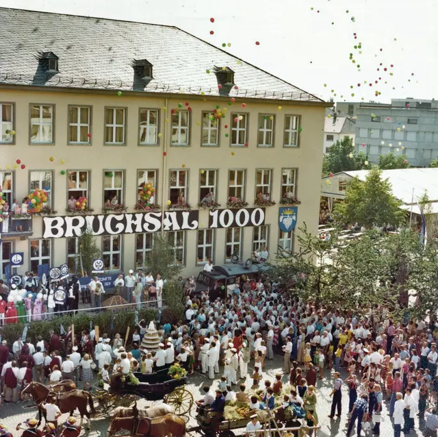 Foto: Bild 1 - PRIVAT. Bild 2 - Ludwig Windstosser