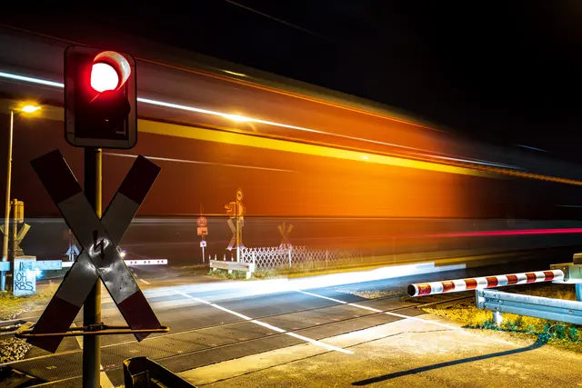 Bahnübergang Symbolbild | Foto: Olaf Kunz/stock.adobe.com