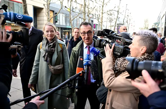Wahlsieger Cem Özdemir (Grüne) gab sich zum Start der Sondierungen vor einer Woche wortkarg. (Archivbild) | Foto: dpa