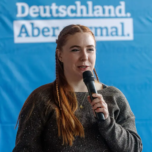 Muss sich nach Undercover-Filmaufnahmen vor der Parteispitze erklären: AfD-Jungpolitikerin Julia Gehrckens. (Archivbild) | Foto: dpa
