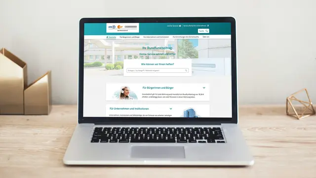 Rundfunkbeitrag.de | Foto: ARD ZDF Deutschlandradio Beitragsservice, Foto: Kari Shea