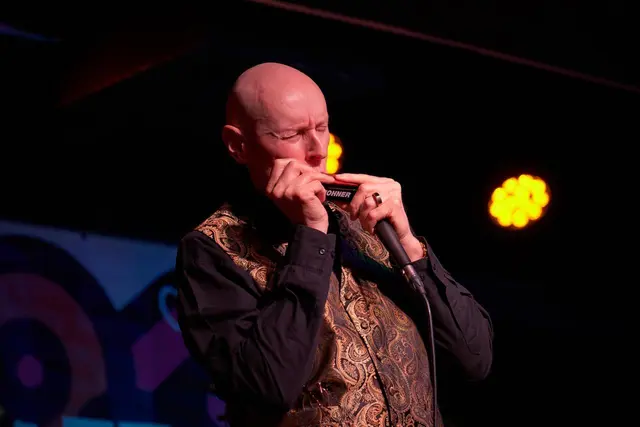 Jens Bunge, der Mann mit der Mundharmonika | Foto: Olaf Schönborn