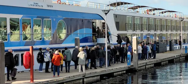 Rückkehr vom Landausflug aus Amsterdam. | Foto: Volker Widdrat