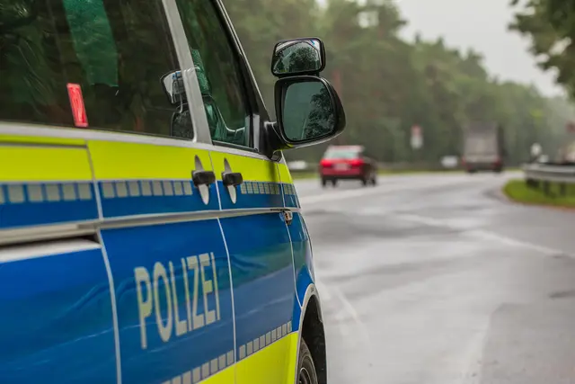die Polizei im Einsatz | Foto: Marco/stock.adobe.com
