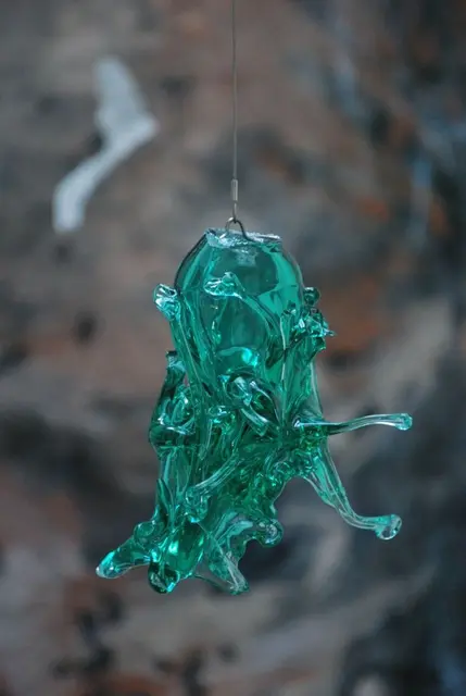 Hanna Woll, kleines grünes glas_2016_Glas_10x7x8cm | Foto: Hanna Woll