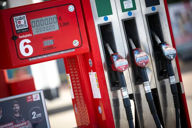 Am Mittwoch erreichte der Dieselpreis ein neues Rekordhoch. (Symbolbild) | Foto: Philip Dulian/dpa