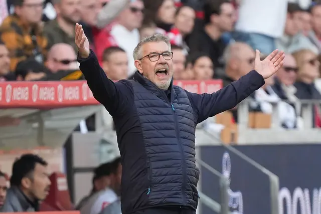 Trainer Urs Fischer sieht den FSV Mainz noch nicht gerettet. (Archivbild) | Foto: Marc Schüler/dpa