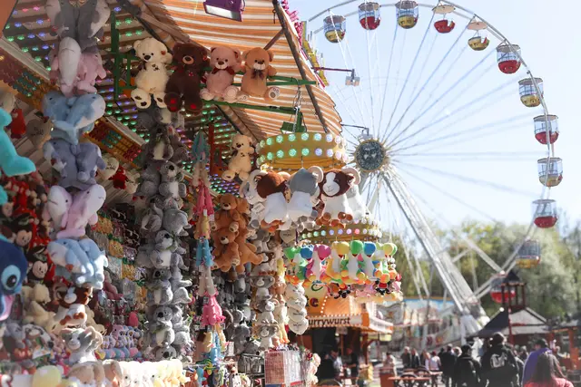 Die Frühjahrsmesse in Speyer lockt noch bis 19. April auf den Festplatz | Foto: Cornelia Bauer