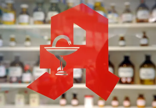 In Rheinland-Pfalz gibt es seit einigen Jahren immer weniger Apotheken. (Symbolbild) | Foto: Uli Deck/dpa