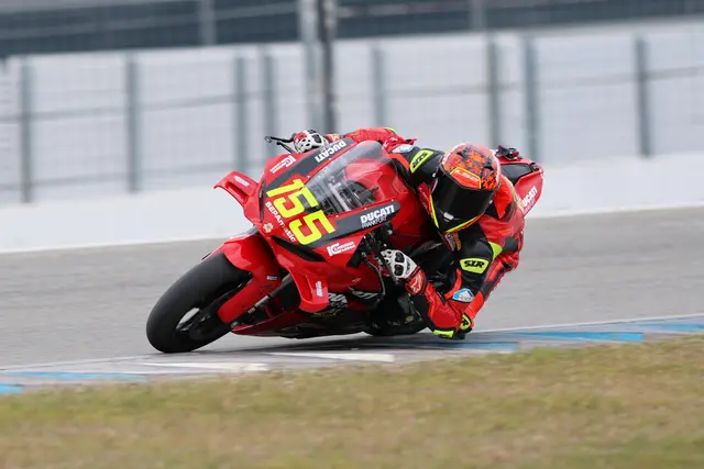 Lukas Tulovic auf der Ducati beim 1000 km Rennen auf dem Hockenheimring | Foto: Thomas Haas