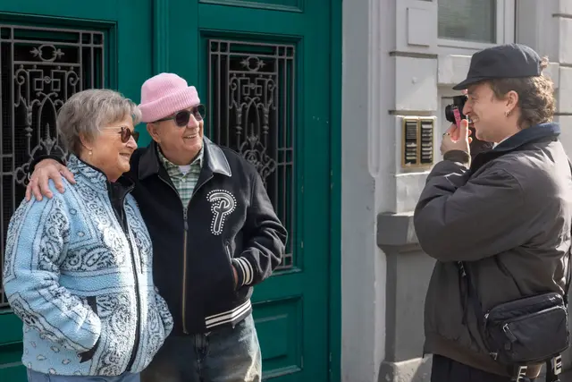Angela und Alojz Abram wollen unter anderem älteren Menschen zeigen, dass es nie zu spät ist für Veränderung. | Foto: Helmut Fricke/dpa