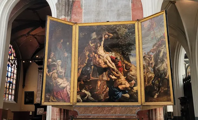 Rubens (1577-1640) malte "Die Kreuzerhöhung" 1609/10. Damals hatte er selbst ungefähr das Alter seines Motivs, des leidenden Christus. Seit 1816 befindet sich das Gemälde in der Liebfrauenkathedrale von Antwerpen. | Foto: Volker Widdrat