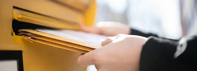 Für Bürgerinnen und Bürger stellt sich damit die Frage: Sind wichtige Briefe – etwa Rechnungen, Verträge oder persönliche Dokumente – möglicherweise in falsche Hände geraten? | Foto: Andrey Popov/AdobeStock_426880661