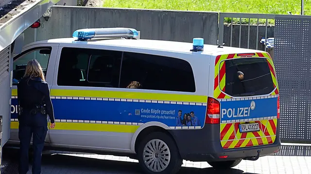 Der Schütze kommt einstweilig in eine psychiatrische Klinik für Straftäter  | Foto: Kevin Schößler/dpa