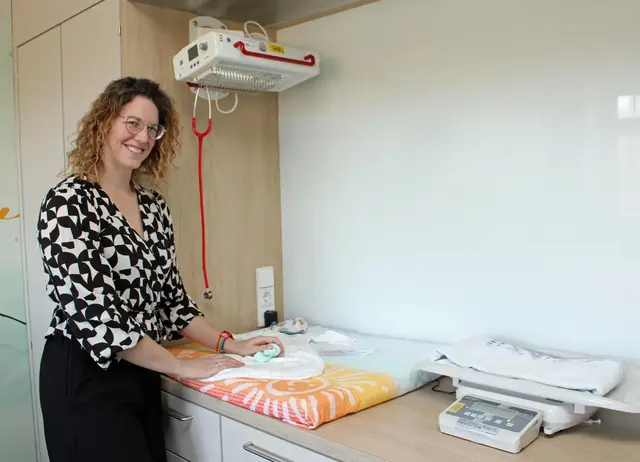 Hat einen Teil ihrer Ausbildung am Nardini Klinikum in Landstuhl absolviert und arbeitet dort jetzt als Beleghebamme: Katharina Ziegler | Foto: Monika Klein