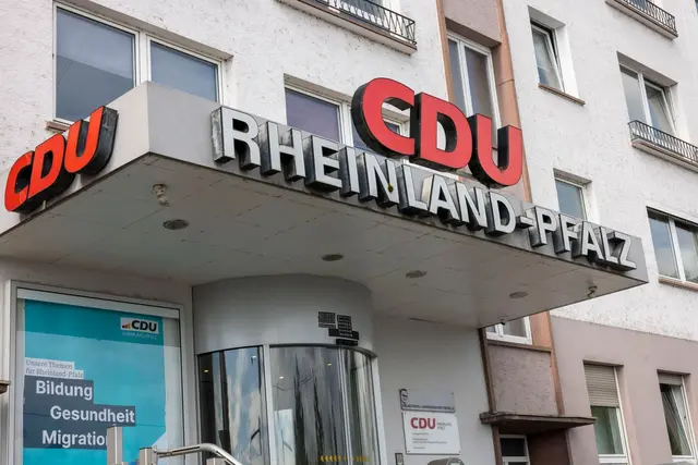 Als «CDU Eierstelle» wurde die CDU-Geschäftsstelle in Mainz zeitweise bei Google Maps bezeichnet. (Archivbild) | Foto: Helmut Fricke/dpa