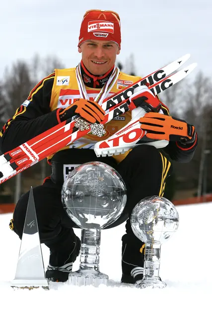 Tobias Angerer ist beim Warm up dabei | Foto: C_Atomic: