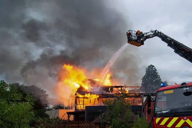 Der Brand in einer Ferienunterkunft im Elsass forderte elf Menschenleben. (Archivbild) | Foto: Patrick Kerber/dpa
