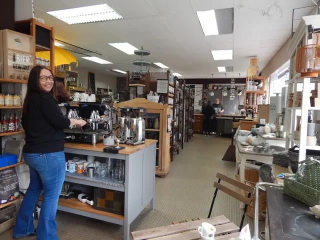 Anne Knapp bereitete im Genussladen köstlichen Kaffee zu | Foto: Anja Stemler