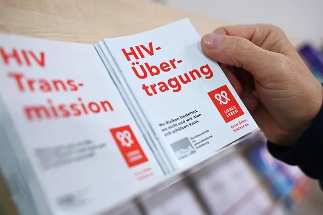 Trotz Aufklärungsarbeit steigen die Zahlen bei HIV. (Archivbild) | Foto: Elisa Schu/dpa