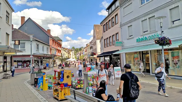 Blick in die Zweibrücker Innenstadt: Während die Wahllokale seit 18 Uhr geschlossen sind, laufen die Auszählungen zur OB-Stichwahl – erste Ergebnisse werden erwartet. | Foto: Stadt Zweibrücken
