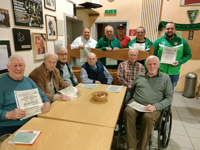 Ein Teil der Geehrten | Foto: bes