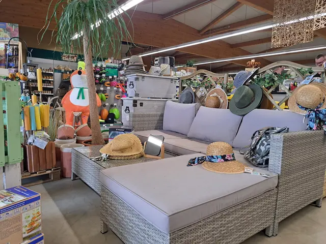 Für Genussmomente im Freien: Das Gartencenter bei Kaiserslautern führt auch Outdoor-Möbel | Foto: Monika Klein