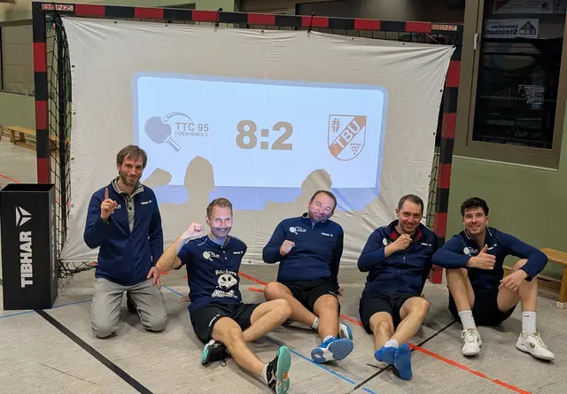 Glücklich: Mit starker Leistung den Klassenerhalt gesichert! | Foto: R.W.