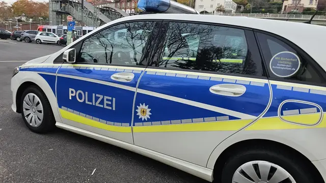Ein Mann bedrohte und beleidigte Bundespolizisten im Hauptbahnhof Mainz. Die Beamten erteilten einen Platzverweis und leiteten ein Ermittlungsverfahren ein. | Foto: Eva Bender