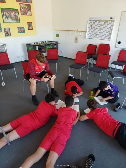 Kick and Read beim LSC | Foto: Anpfiff ins Leben