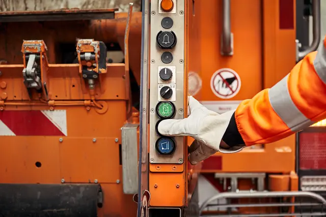 Ein Stromausfall auf der Müllverbrennungsanlage der MVV führt aktuell zu Verzögerungen bei der Müllabfuhr in Mannheim. Vor allem Restmüll und Containerdienste sind betroffen. | Foto: Stadt Mannheim