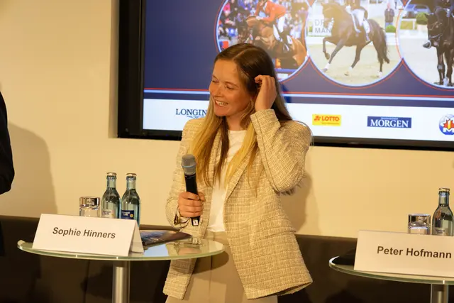  Nationenpreisreiterin Sophie Hinners und Organisations-Chef Peter Hofmann. | Foto: Wolfgang Neuberth