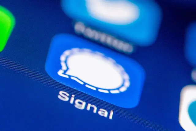 Große Gruppenanrufe möglich: Signal unterstützt ab sofort Audio- und Videocalls mit bis zu 75 Teilnehmern. (zu dpa: «Signal-Messenger erlaubt 75 Call-Teilnehmer») | Foto: dpa