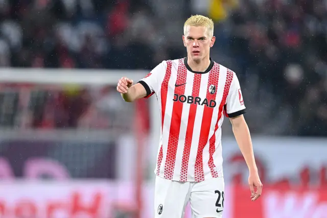 Organisator und Stabilisator: Matthias Ginter gibt die Richtung vor. (Archivbild) | Foto: Harry Langer/dpa