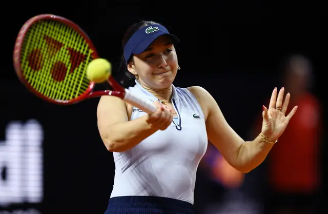 Chancenlos gegen die Ukrainerin Jelina Switolina: Auch Eva Lys verabschiedete sich im Achtelfinale. | Foto: Marijan Murat/dpa