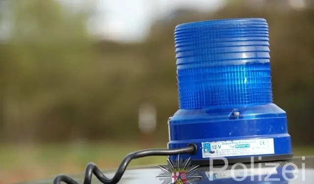 Ein Motorradfahrer verlor auf der L535 die Kontrolle und stürzte schwer. Der Verletzte wurde mit einem Rettungshubschrauber ins Krankenhaus geflogen, die Polizei sucht Zeugen. | Foto: Polizei Bad Dürkheim