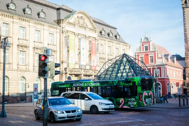 Wegen einer Notbremsung in der Gilgenstraße wurden gestern zwei Fahrgäste in einem Speyerer Bus verletzt - Symbolfoto | Foto: Cornelia Bauer