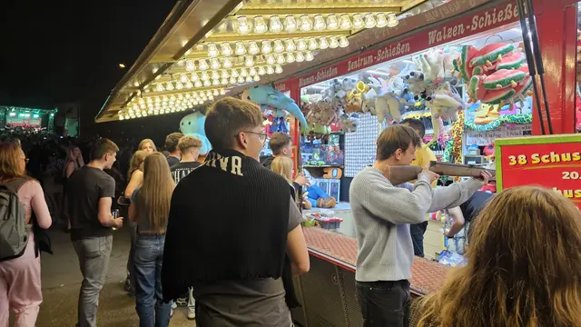 Neben Wein und Musik bietet das Festprogramm auch Aktivitäten für alle Altersgruppen. | Foto: Eva Bender