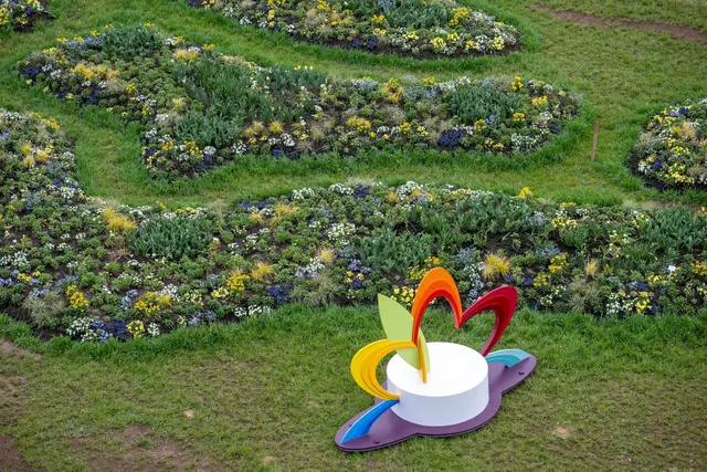 Zehntausende Blumenzwiebeln wurden gesetzt. | Foto: Stefan Puchner/dpa