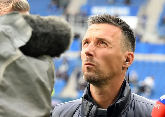 Der Blick von KSC-Trainer Christian Eichner geht auch Richtung Ausland. | Foto: Uli Deck/dpa