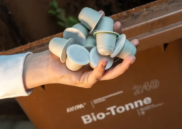 Wohin mit den kompostierbaren Kaffeekaseln? (zu dpa: «Ist Bio-Plastik besser für die Umwelt als Plastik?») | Foto: dpa