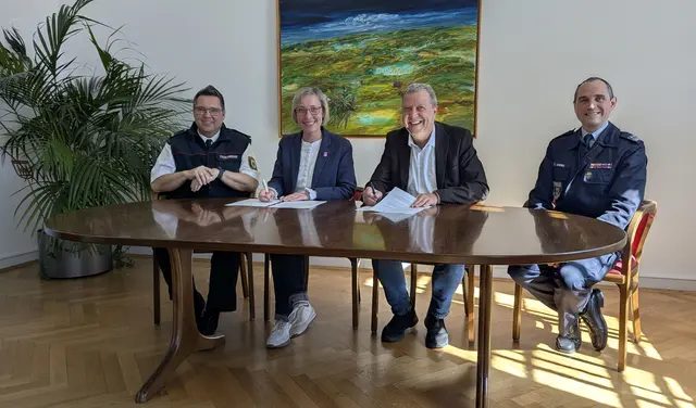 Die Feuerwehr der VG Lingenfeld und der Brand- und Katastrophenschutz Speyer arbeiten bei der SEG Verpflegung künftig noch enger zusammen, um Einsatzkräfte bei Großlagen schneller zu versorgen. | Foto: Brand- und Katastrophenschutz der Stadt Speyer