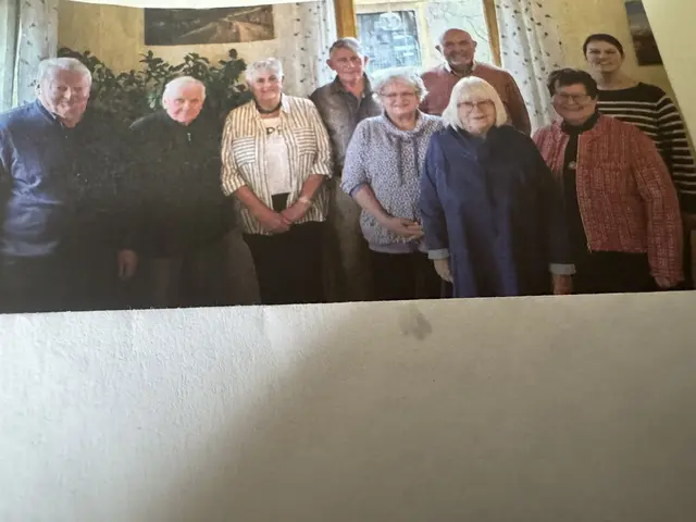 Vorstandschaft Landsenioren der Nordpfalz mit Präsident Alfons Groß, Maikammer ganz links, 
auf dem Bild sind zudem Walter Lommel, Gertrud Nessel, Konstanze Graf, Ruth Bayer, Vorsitzende Gertrud Weber und Maren Kopp vom Bauern- und Winzerverband -hintere Reihe Kurt Jung und Gerhard Nessel, 2. Vorsitzender zu sehen. Es fehlt Kurt Enders.  
 | Foto: Landsenioren Nordpfalz 