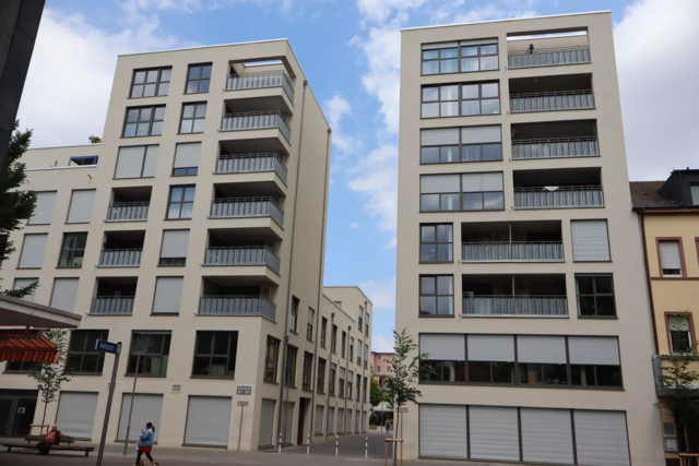 Die GAG wertete Bürgerhof und Passage mit mehreren Neubauten um den Passageneingang deutlich auf | Foto: Julia Glöckner