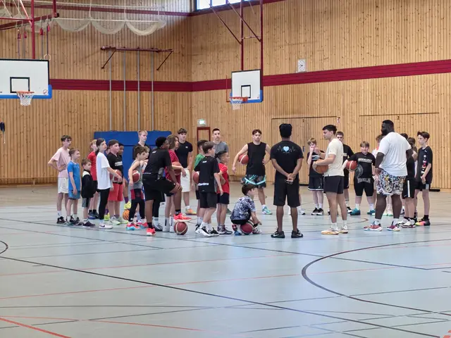 Zuhören... Ganz  | Foto: Gorilla Haßloch