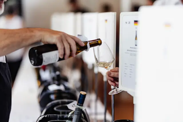 Weißwein im Glas | Foto: BK Productions