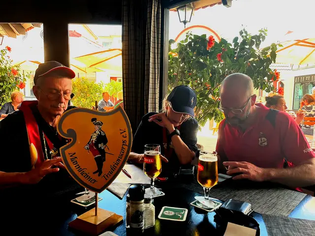 Informationsaustausch in Swakopmund, Namibia. | Foto: privat