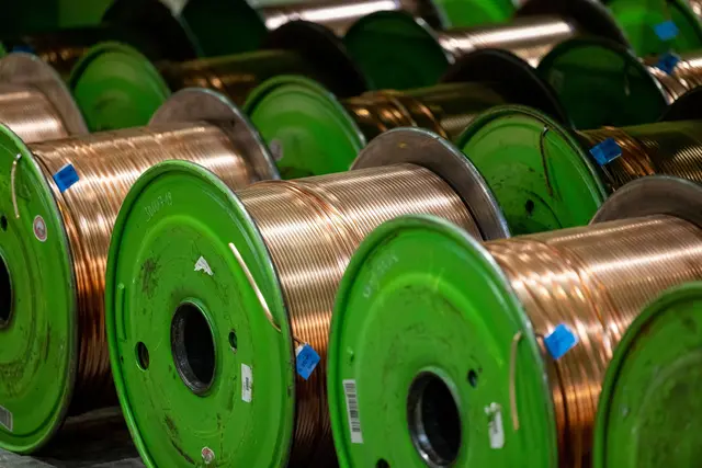 Mehrere Kilometer Kabel sind laut Polizei gestohlen worden. (Symbolbild) | Foto: Thomas Banneyer/dpa